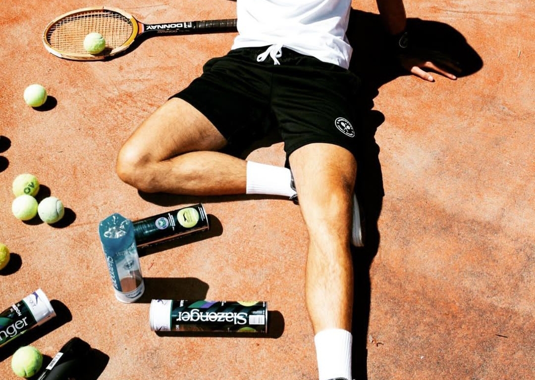 Why Tennis Balls Are Sealed In Cans? The Science Behind It